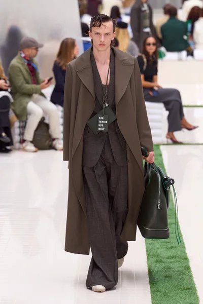 Look 39